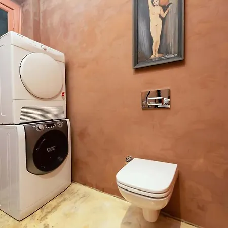 شقة Penelope's Loft - Just Renovated 5br In Centre *